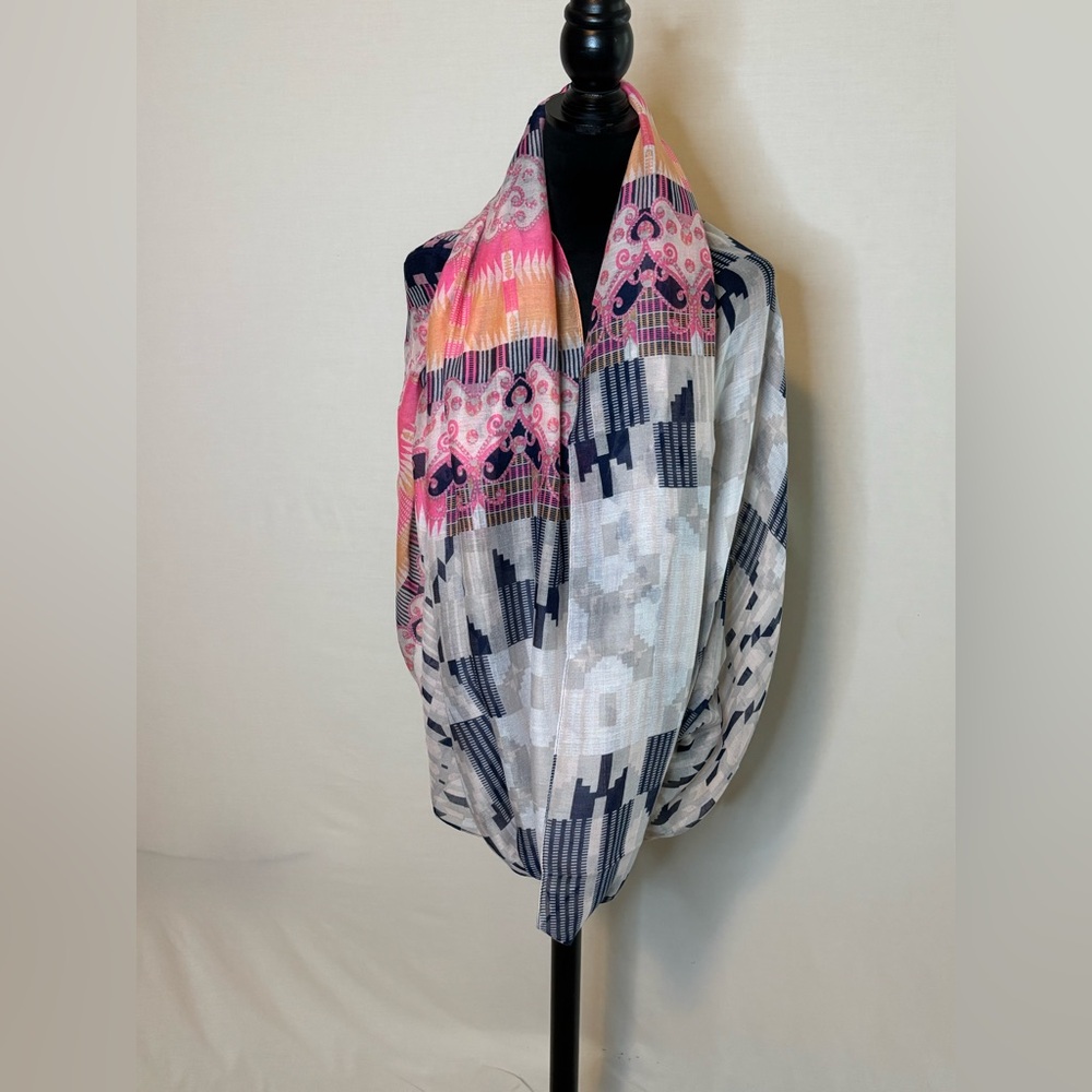 Chic Peach and Black Tie-Dye Scarf